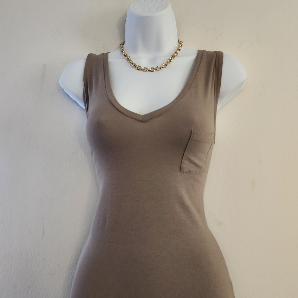 Color Thread V-neck Racerback Tank Maxi Dress Size:L Color: Taupe - Picture 10 of 15